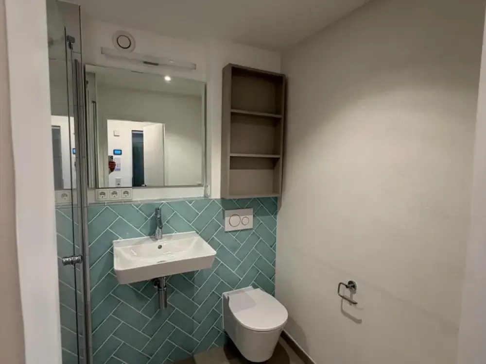 Business Apartment mit Einbauküche