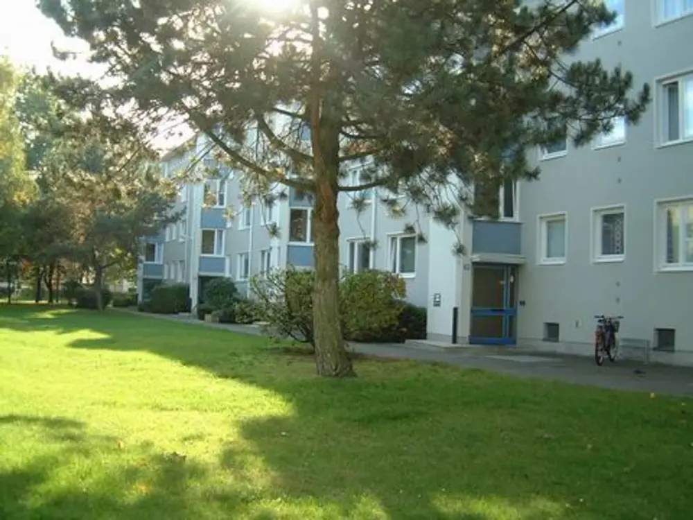 Hell durchflutete 3-Zimmer-Wohnung, Zur Anmietung ist ein WBS der EOF-Stufe III erforderlich!!!