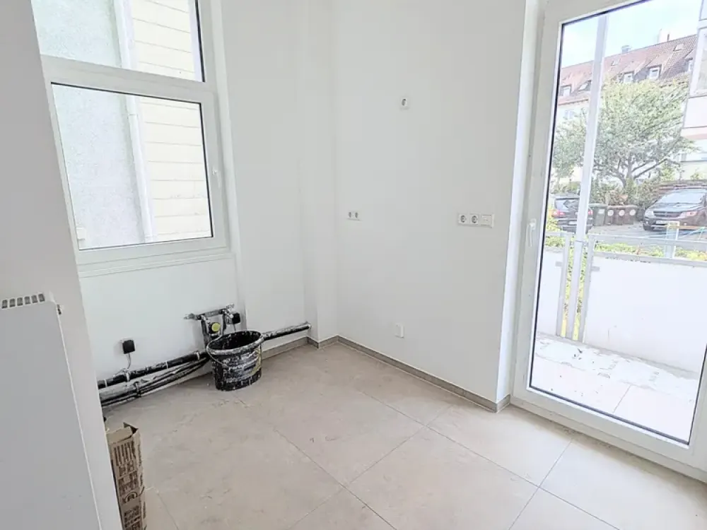 *Soeben modernisiert: Hübsche, komfortable 3-Zi.-Whg. mit Balkon und EBK in Bad Cannstatt*