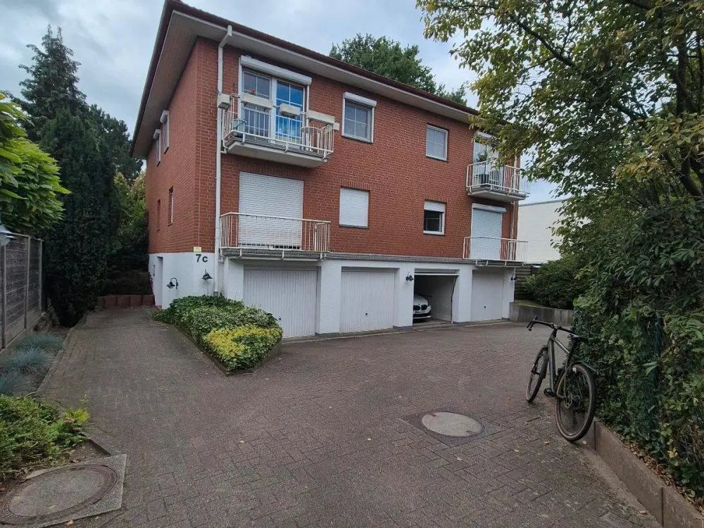 Moderne 3 Zimmer Wohnung in Bremen-Borgfeld, EBK, Garage etc.
