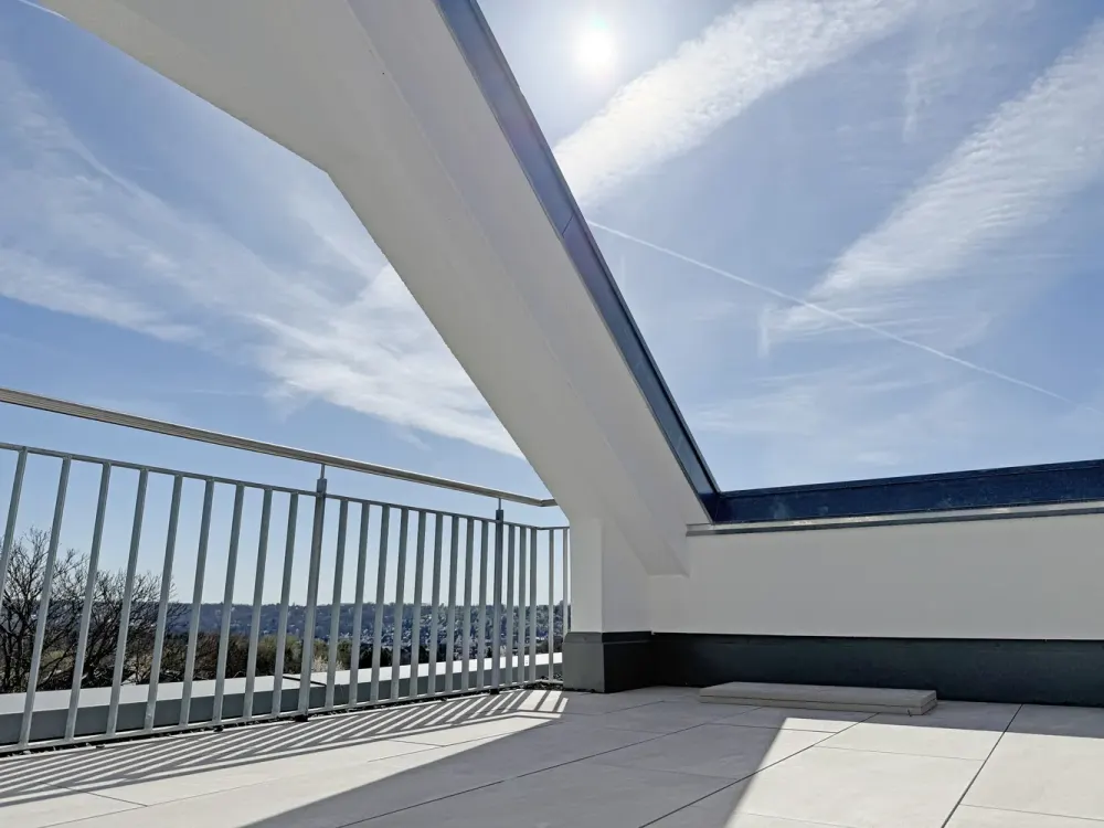 STUTTGART-DACHSWALD! - Dachgeschoss-Maisonette-Wohnung. Frei ab 01.10.2026!
