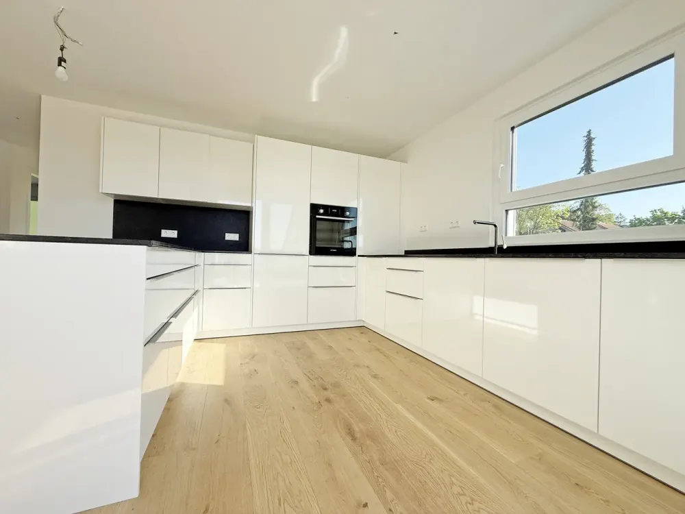 STUTTGART-DACHSWALD! - Dachgeschoss-Maisonette-Wohnung. Frei ab 01.10.2026!