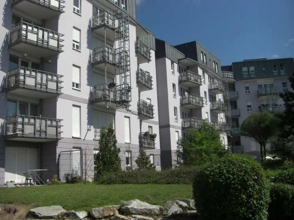 Schöne möblierte 1 Zimmer Wohnung in Königstädten