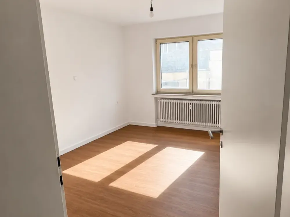 Ersteinzug nach Kernsanierung!- Wunderschöne 2-Zimmer Wohnung in der nähe des Marienplatz