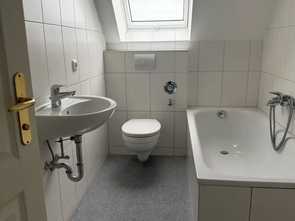 Modernisierte 2-Zimmer-Dachgeschosswohnung in Hamburg-Horn