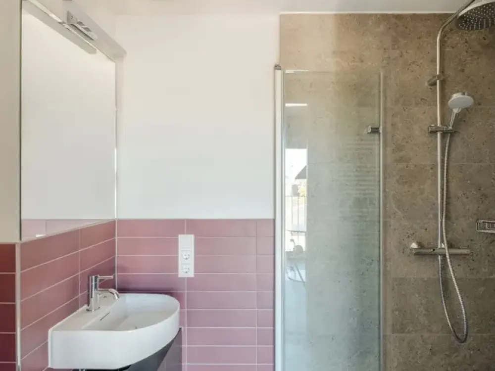 City West Living: Modernes Apartment mit Gym, Coworking & Rooftop am Schloss Charlottenburg
