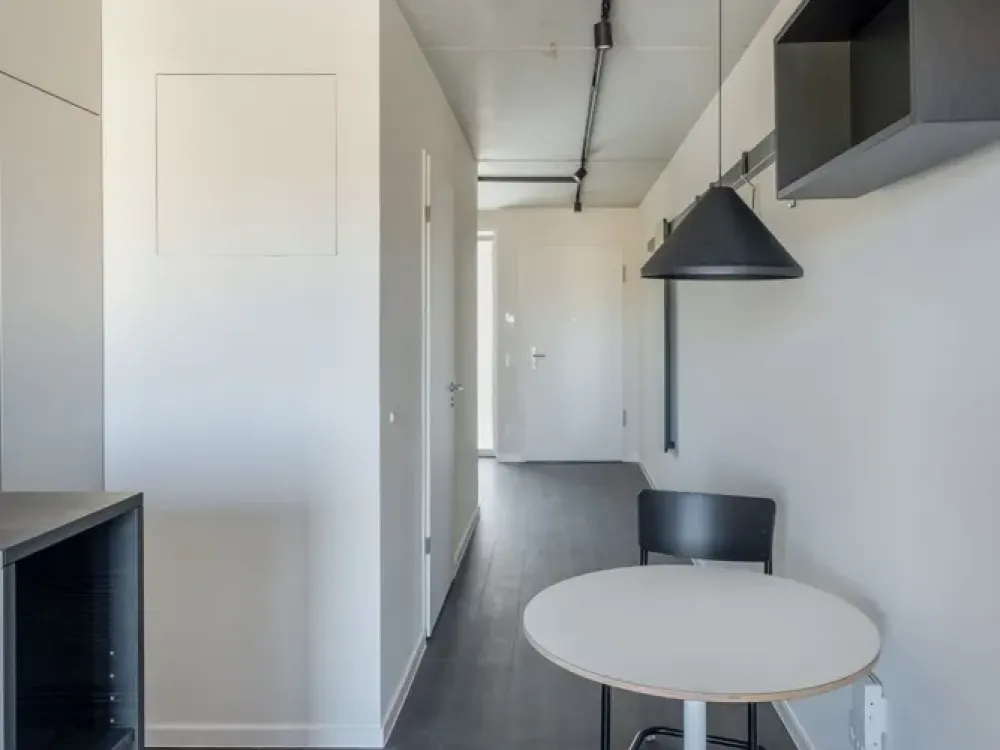 City West Living: Modernes Apartment mit Gym, Coworking & Rooftop am Schloss Charlottenburg
