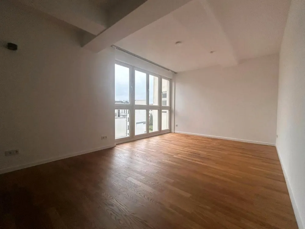 Großzügige, hochwertige 2-Zimmer Wohnung Zentrum-Ost