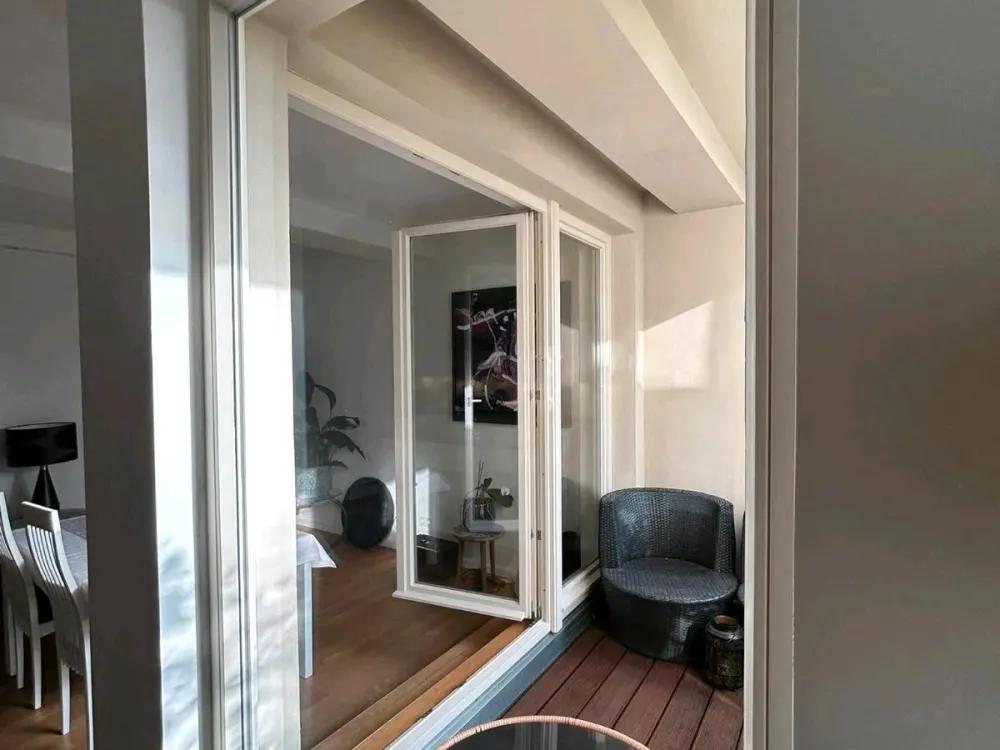 Großzügige, hochwertige 2-Zimmer Wohnung Zentrum-Ost