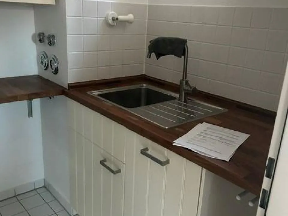 Dachgeschoss-2-Zimmer-Wohnung mit Balkon in Leipzig