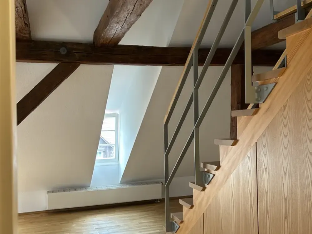 Exklusive, geräumige und renovierte 2-Zimmer-Maisonnette-Wohnung im Herzen Meersburgs