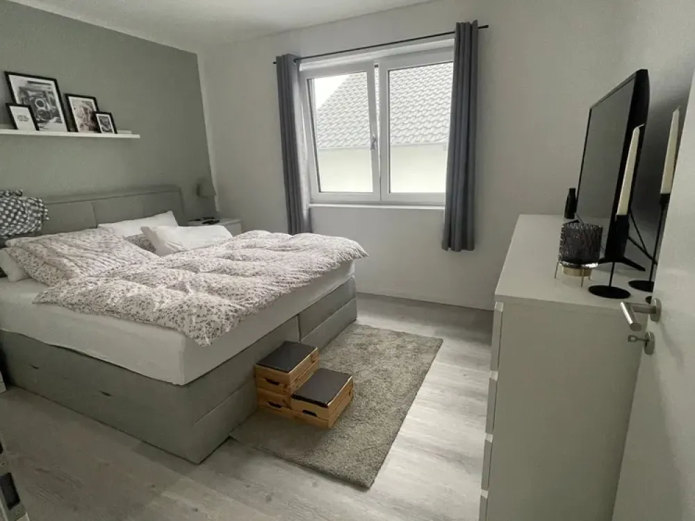 Schöne 3-Raum-Wohnung mit gehobener Innenausstattung und Balkon in Erftstadt