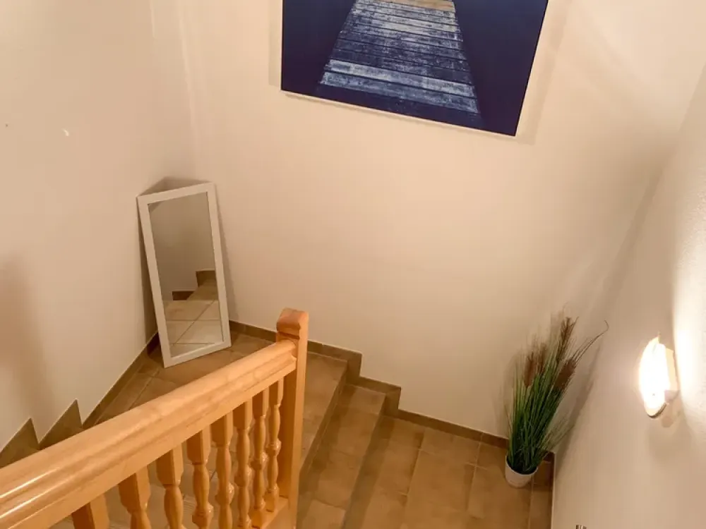 Furnished Top Floor Apartment with 2.5 Rooms near TUM