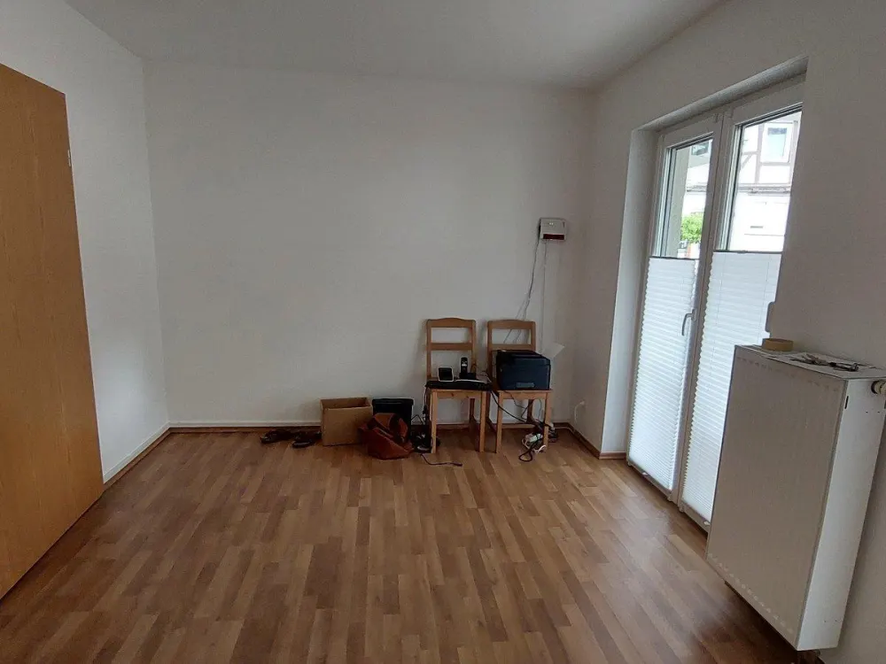 barrierefreie, zentral gelegene und helle Wohnung (2012, A+, EBK)