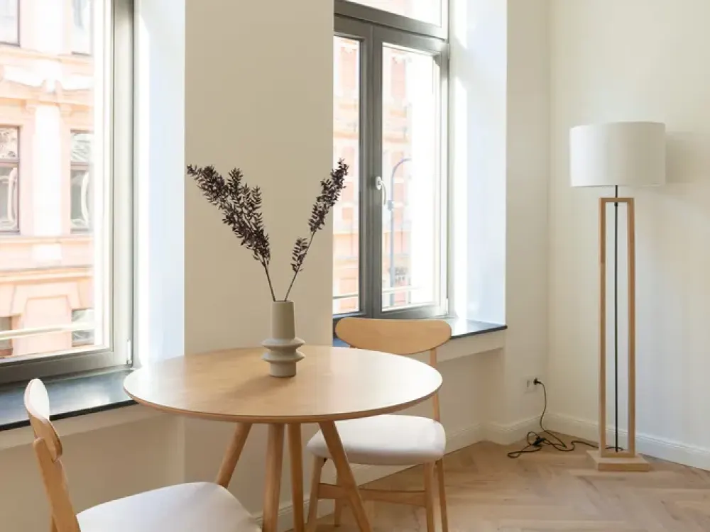 Kernsanierte 2-Zimmer Altbau-Wohnung