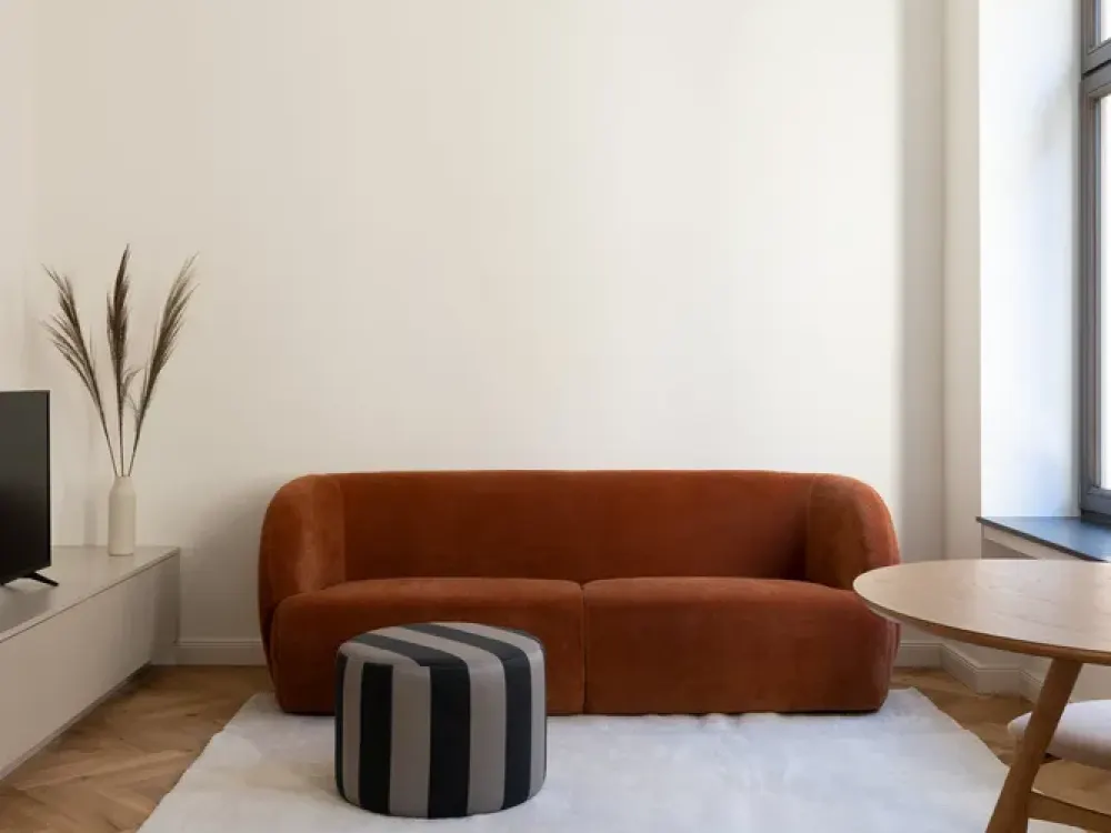 Kernsanierte 2-Zimmer Altbau-Wohnung