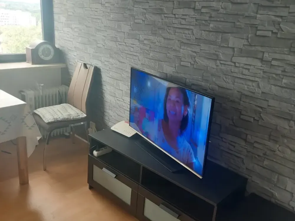 Möbliertes Apartment mit Weitblick im Mundsburg Tower, 38 m² | Furnished Apartment