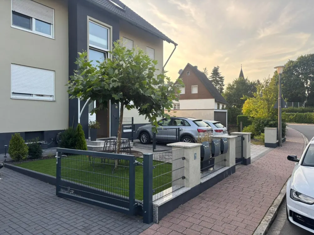 Exklusive 3-Zimmer-Wohnung mit Süd-West-Dachterrasse & Kamin