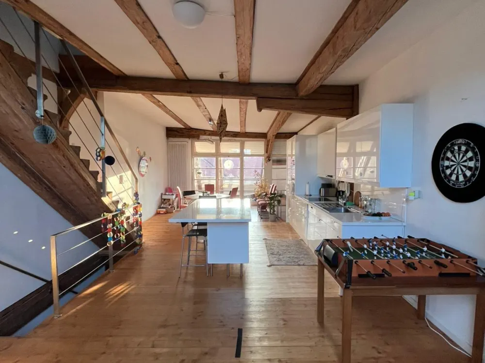 23sqm Room in Spacious Maisonette Apartment
