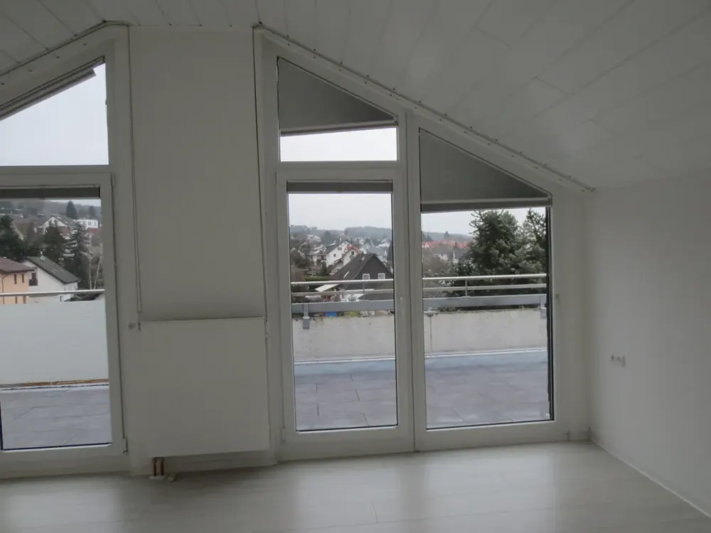 Schickes Penthouse mit Dachterrasse in Top-Lage von Rosbach v.d.H.