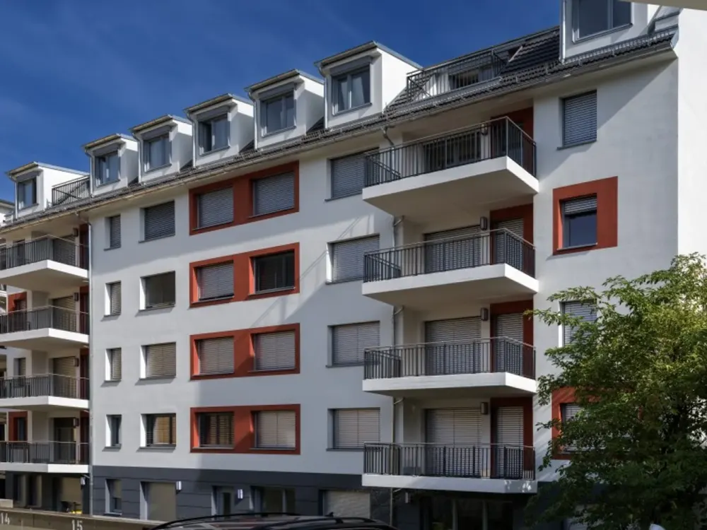 Wunderschöne Erdgeschoss-Wohnung mit Terrasse und Garten !