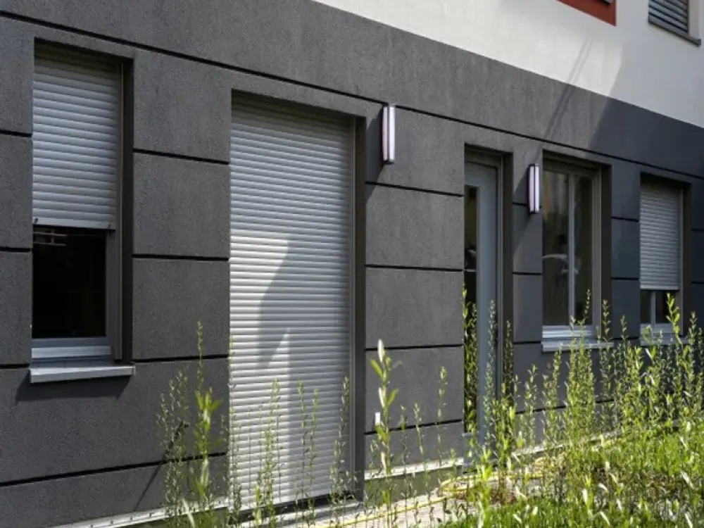 Wunderschöne Erdgeschoss-Wohnung mit Terrasse und Garten !
