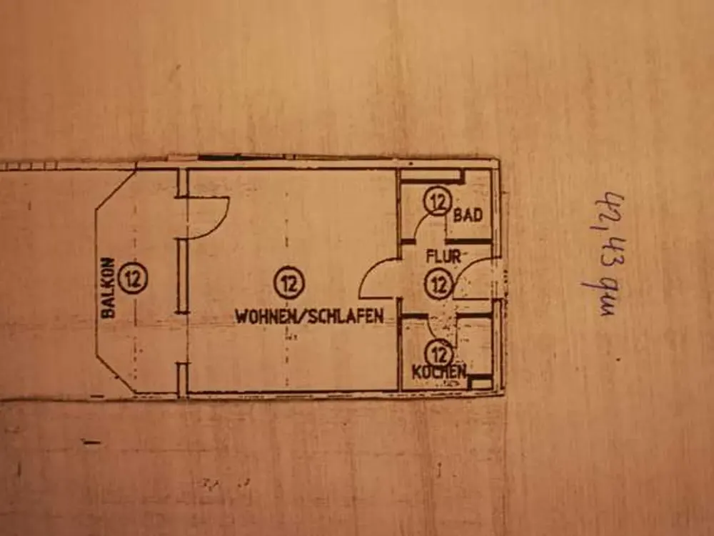 Möbliertes 1-Zimmer-Apartment in Gohlis-Süd, Balkon, Stellplatz, WLAN inklusive