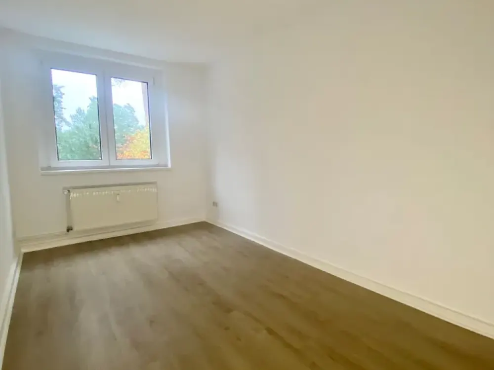 Beautiful 3-Room Apartment Idyllically Located in Greenery and Near the Baltic Sea