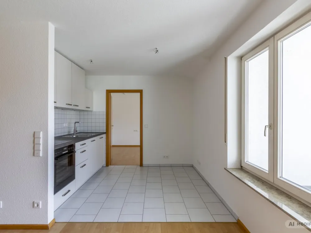 Geniale 2,5-Zimmer Galerie-Wohnung mit neuer Küche im Nürtinger Zentrum