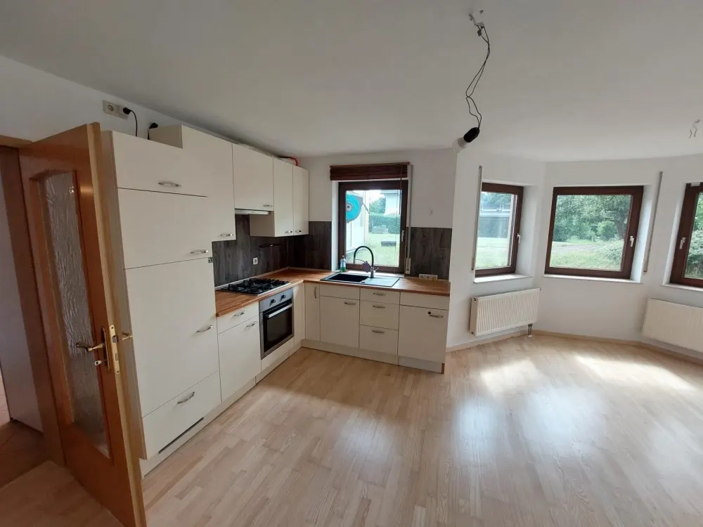 Einliegerwohnung mit Wintergarten
