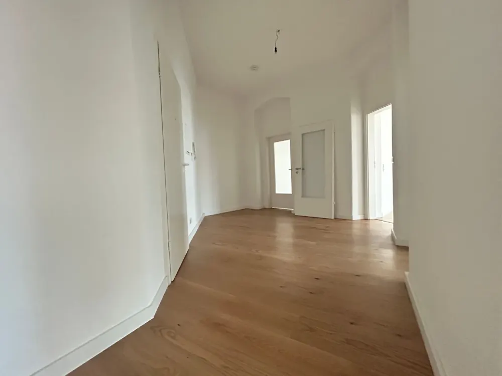 Bright 3-Room Apartment in Dresden-Pennricher Straße