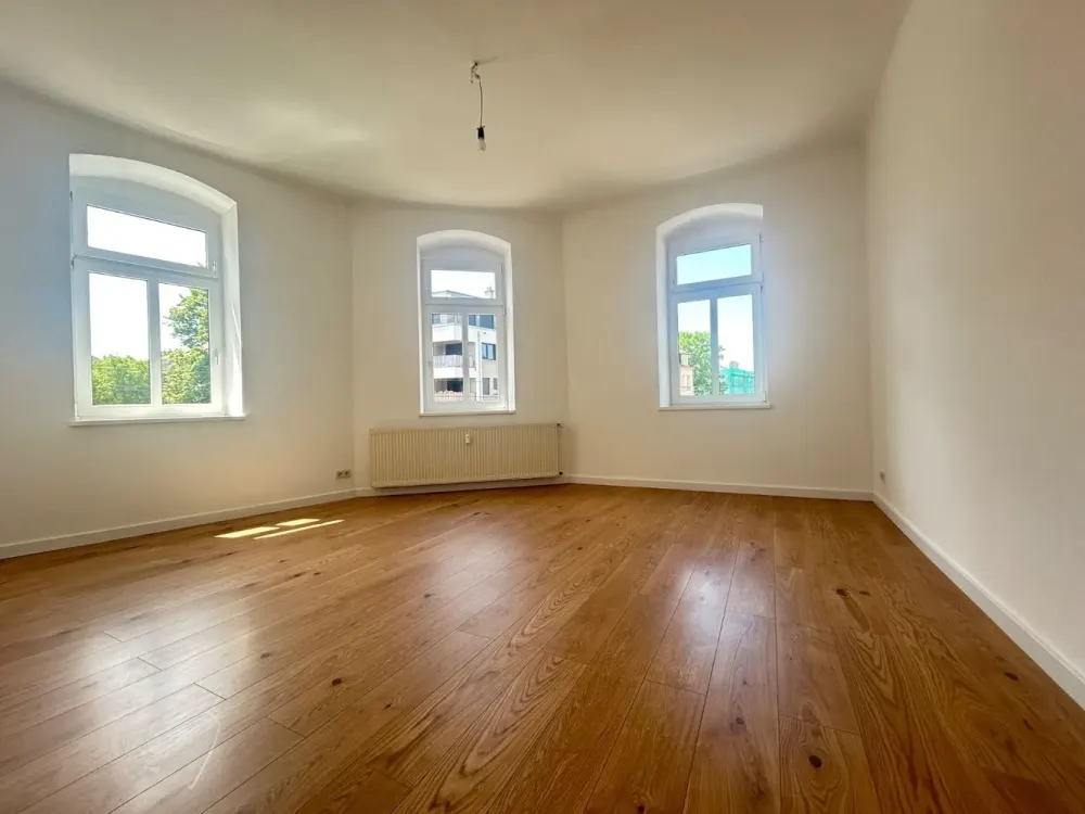 Bright 3-Room Apartment in Dresden-Pennricher Straße