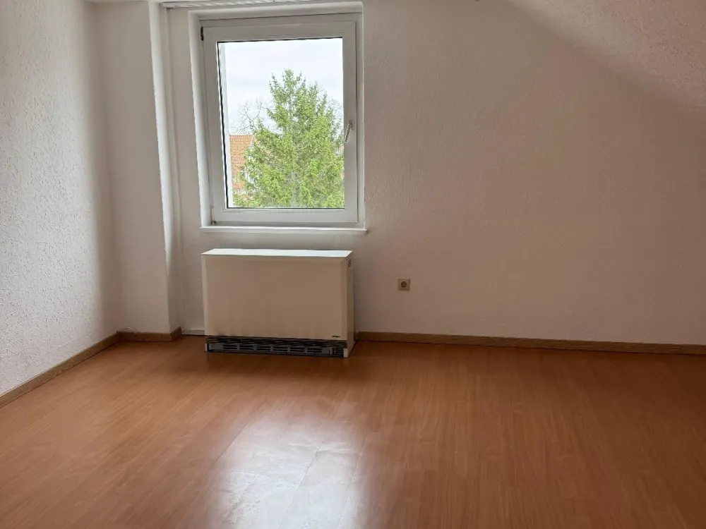 3 Zimmer Dachgeschoss- Wohnung in Hannover- Döhren