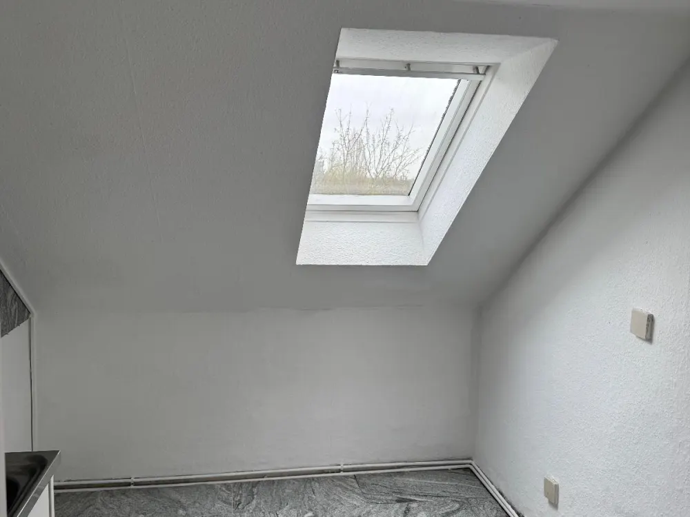 3 Zimmer Dachgeschoss- Wohnung in Hannover- Döhren