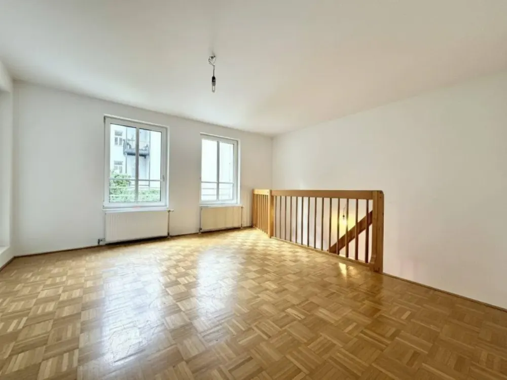 Zuhause mit 4 Zimmern in Düsseldorf