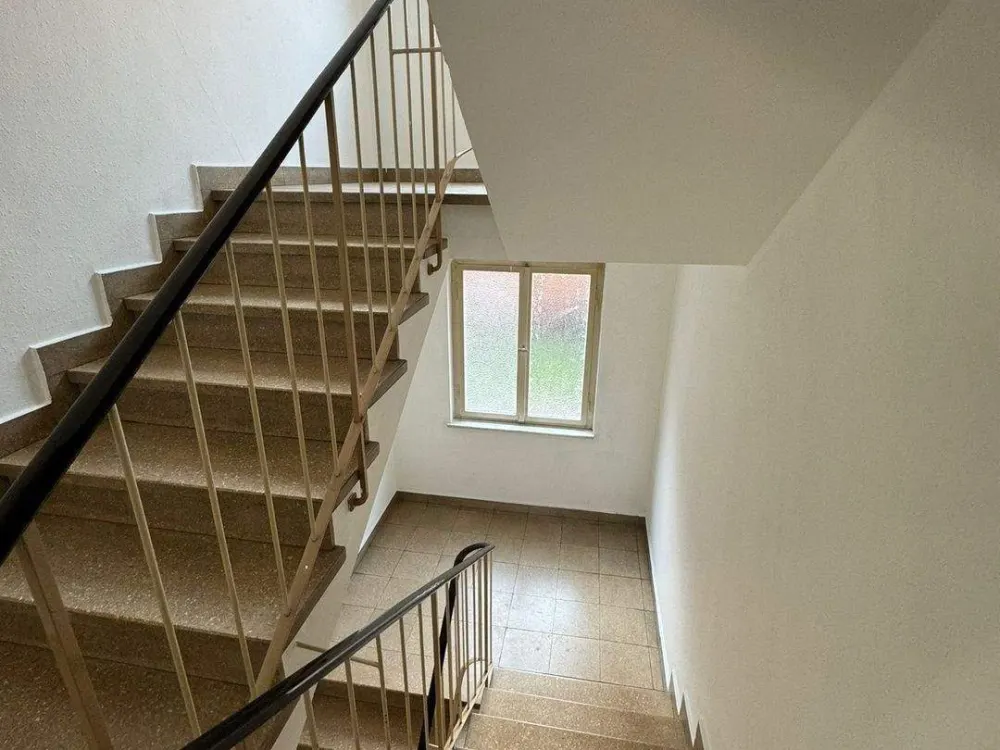 Großzügiges Zimmer in WG in Nürnberg Gostenhof - RENOVIERT und MÖBLIERT