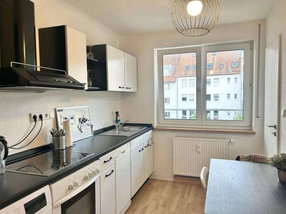 ***CITY WOHNEN*** TOP GEPFLEGTE 3 ZIMMER WOHNUNG FÜR SPORTLICHE