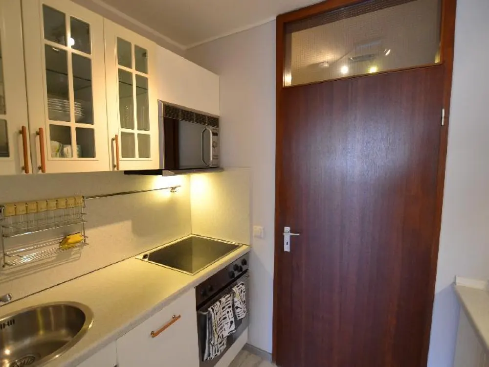 Nah bei Düsseldorf: Vollmöbliertes Apartment - Pool und Sauna im Haus - Erkrath-Unterfeldhaus