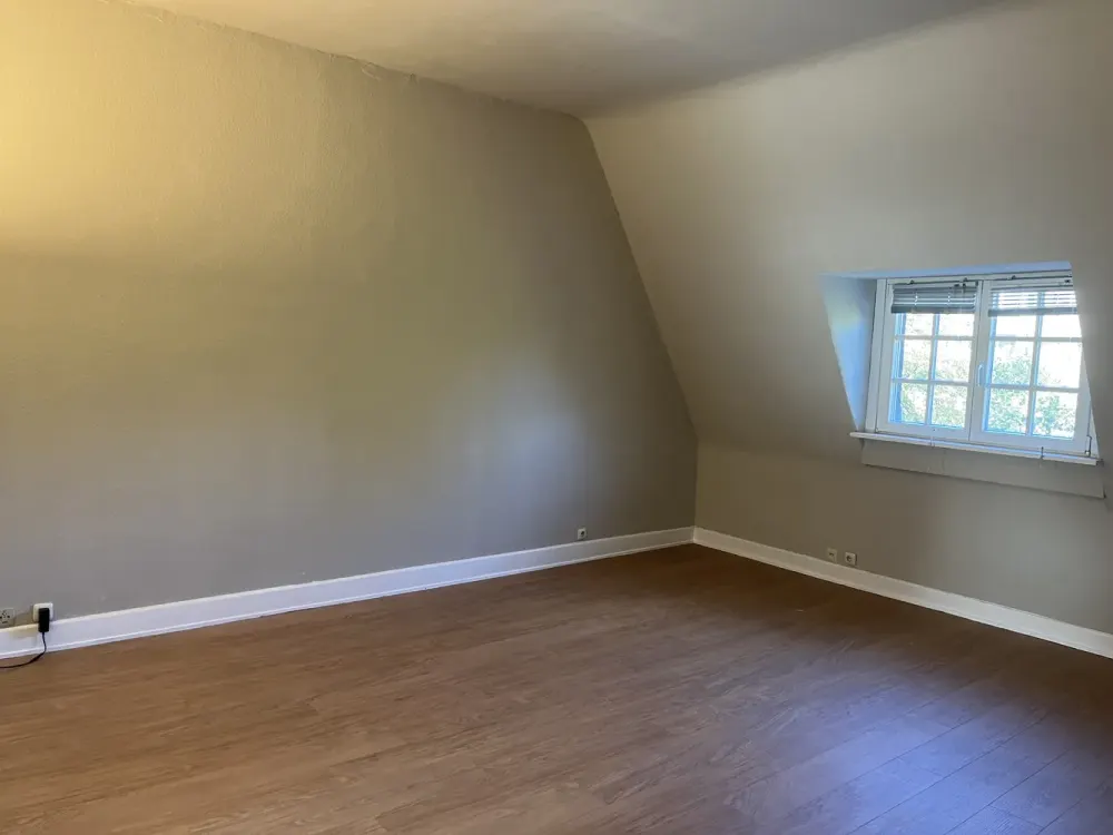 NO Shared Flats; 3-Room Apartment Between Zoo and Flora