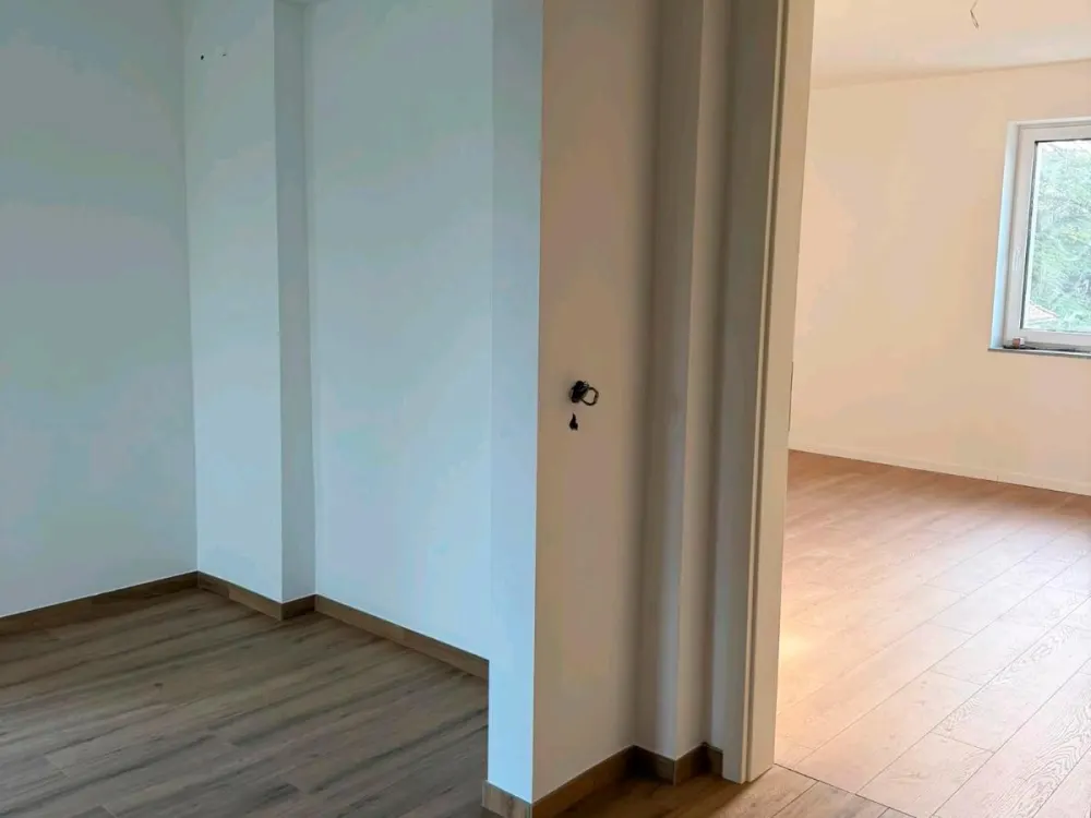 3-Raum-Wohnung, Erstbezug