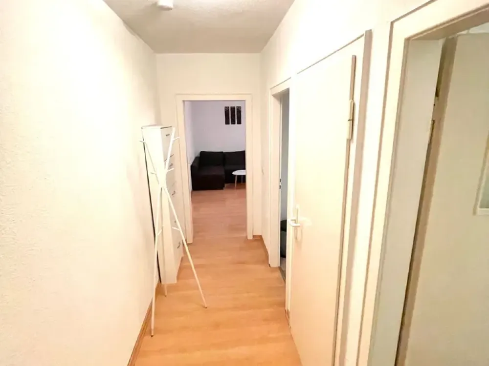 Vollmöblierte 2-Zimmer-Wohnung am Wehrhahn, Einziehen & Wohlfühlen