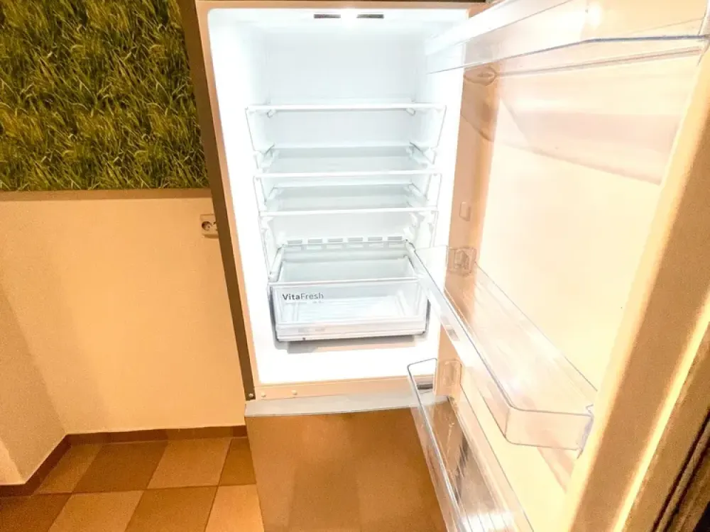 Vollmöblierte 2-Zimmer-Wohnung am Wehrhahn, Einziehen & Wohlfühlen