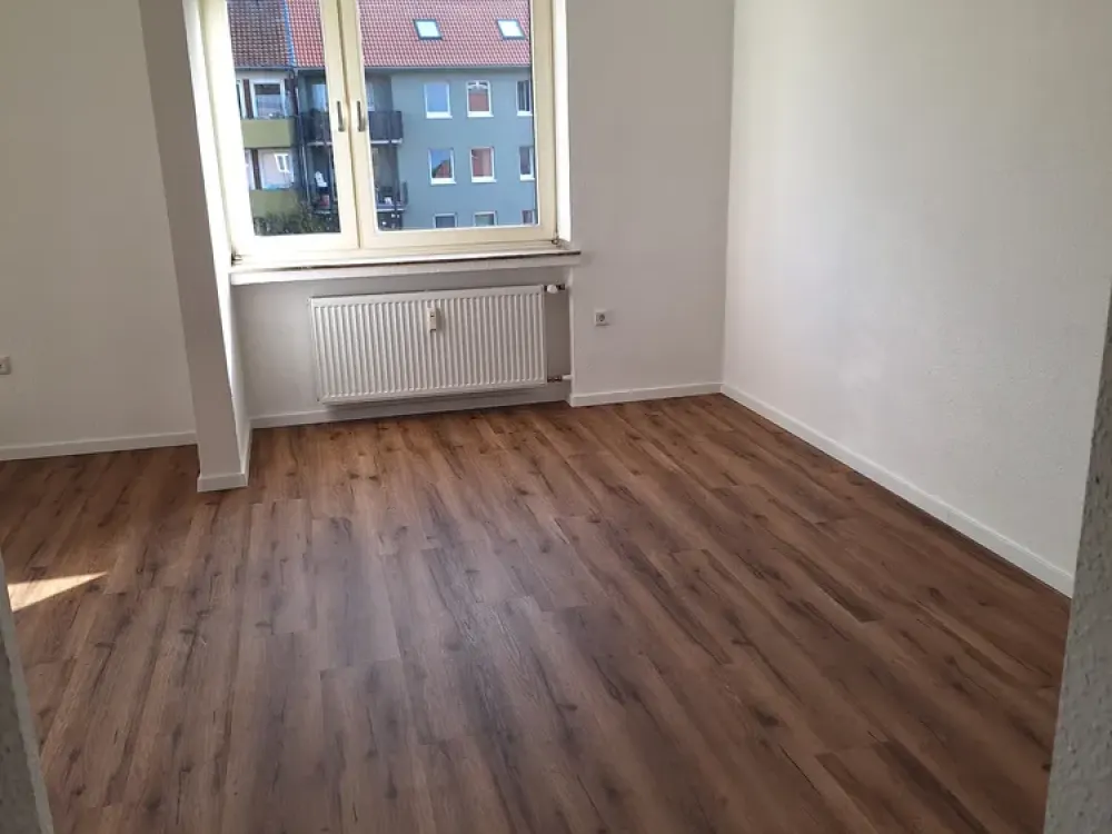 Bright & Modernly Designed Apartment in Attractive Location