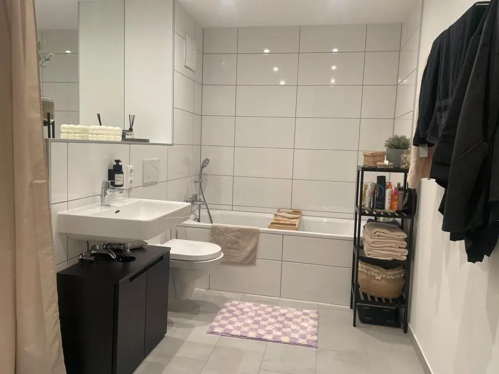 Moderne 2-Zimmer-Wohnung mit Terrasse, offener Wohnküche
