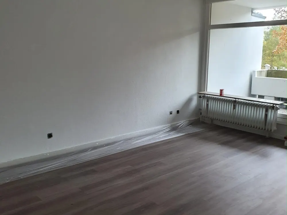 Helle 2-Zimmer Wohnung mit Loggia