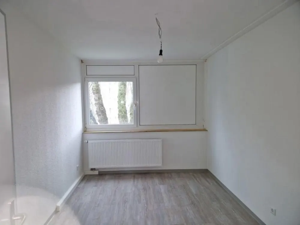 Erstbezug nach Sanierung, 3-Zimmer-Wohnung mit Balkon!