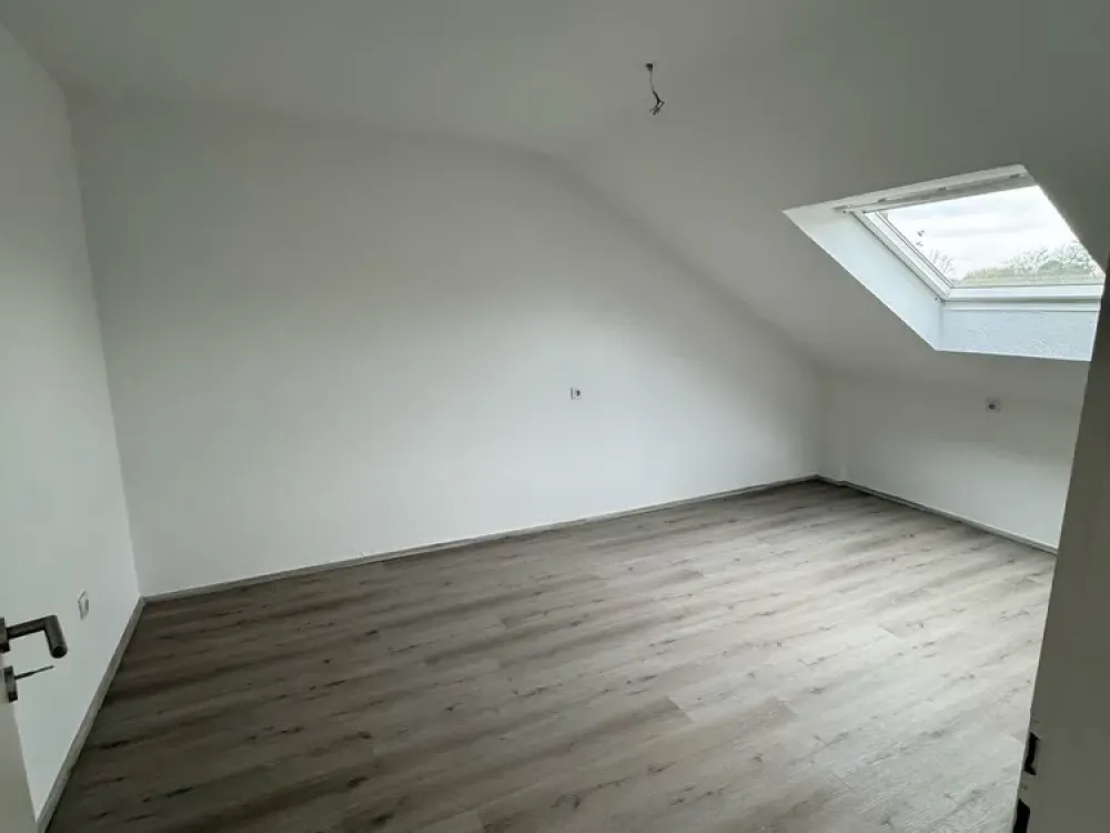 Schöne zentrale 1 ZKDB Wohnung in Benrath