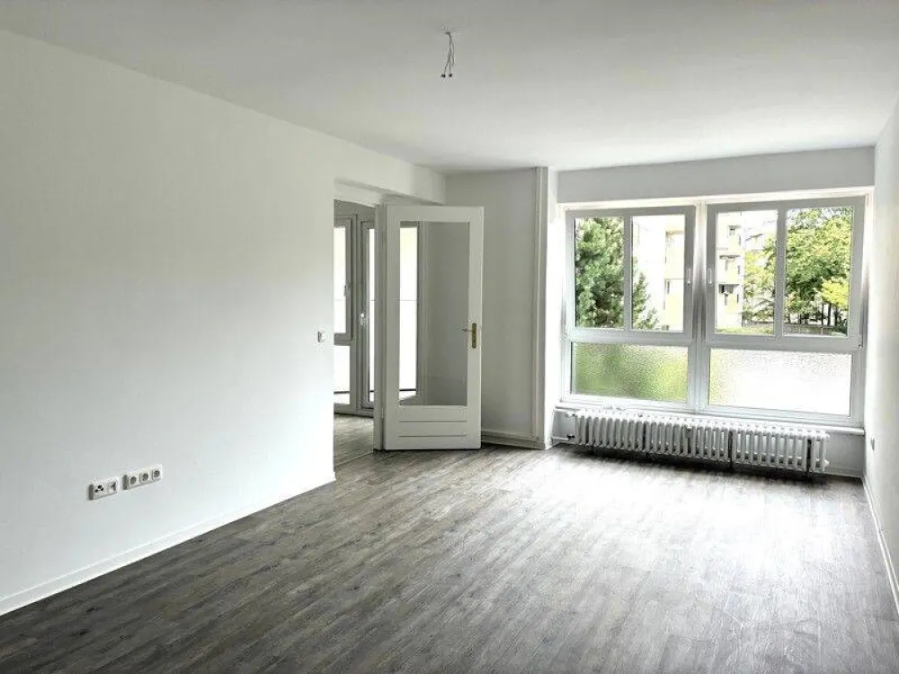 Mittendrin! Großzügiges 1-Zi.-Single-Appartment