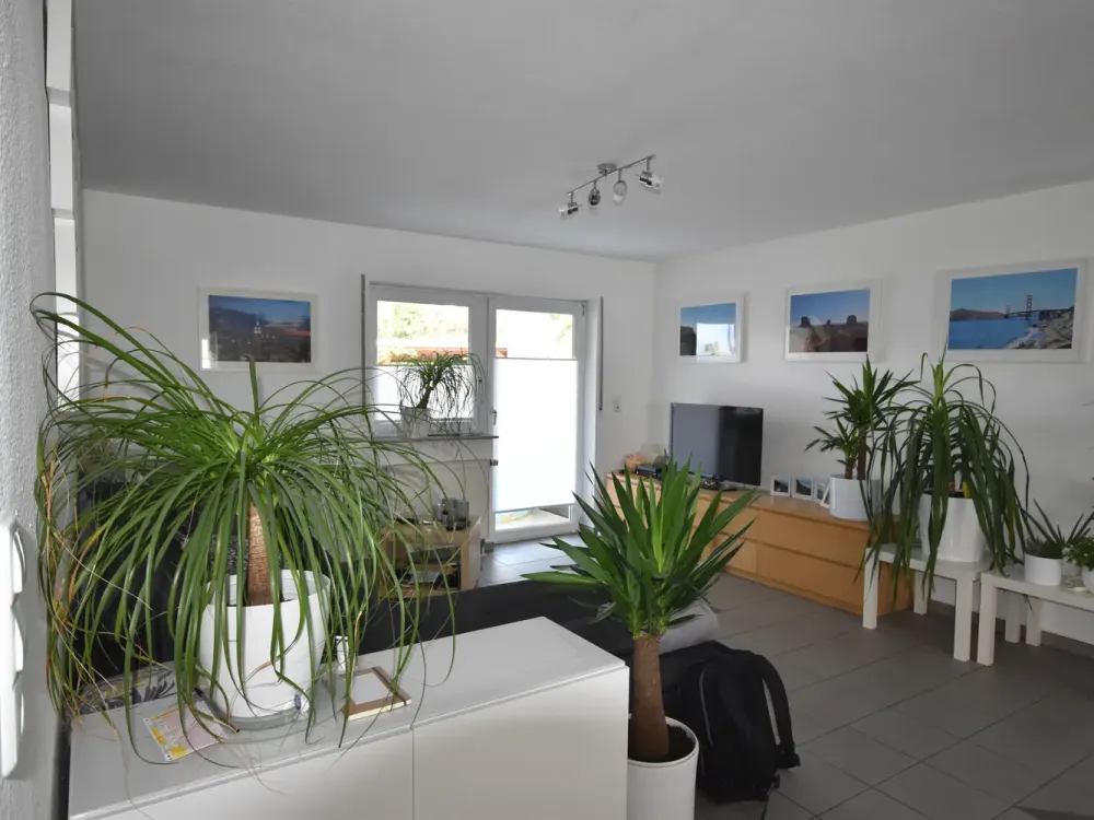 2-Zimmer-Wohnung in Pfinztal-Berghausen mit Terasse und Carport