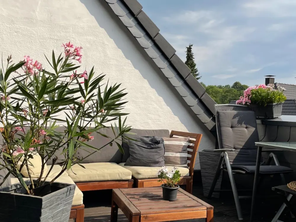 4-Zimmer-Maisonette-Wohnung mit Dachterrasse, EBK und Stellplatz